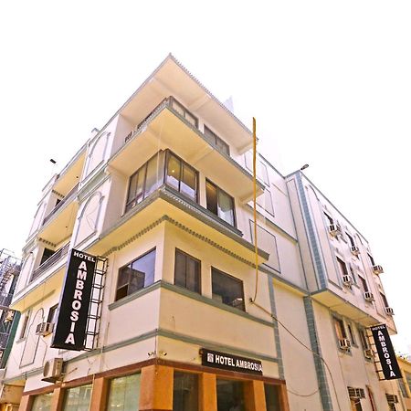 Hotel Ambrosia - A Boutique Hotel New Delhi Exteriör bild